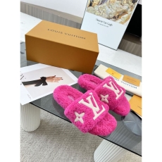 Louis Vuitton Slippers